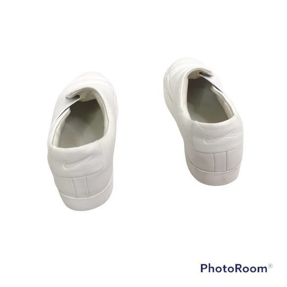 Nike Blazer City Ease solid white slip on sneakers size 9.5 - Picture 4 of 9